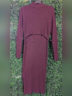 Ripe Maternity Long Sleeve Midi Dress in Burgundy